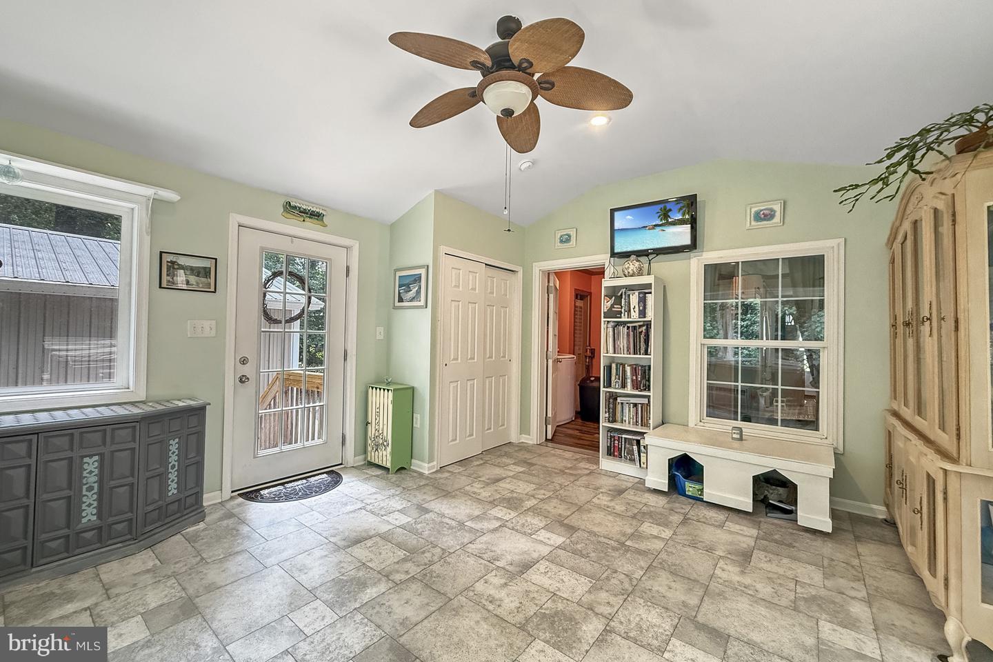 22697 Magnolia Dr N Property Photo 16