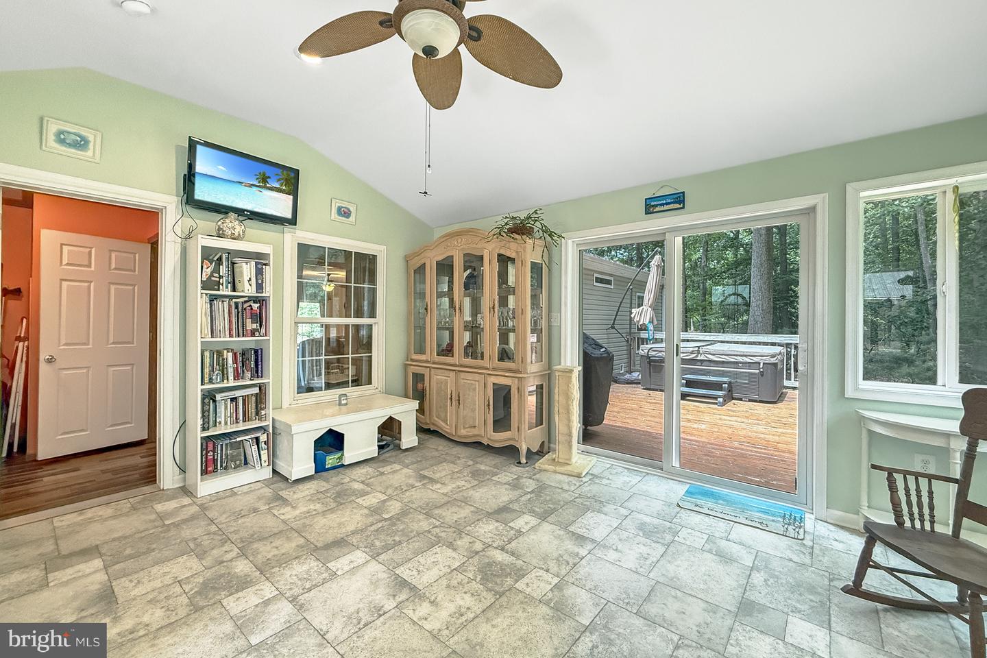 22697 Magnolia Dr N Property Photo 17