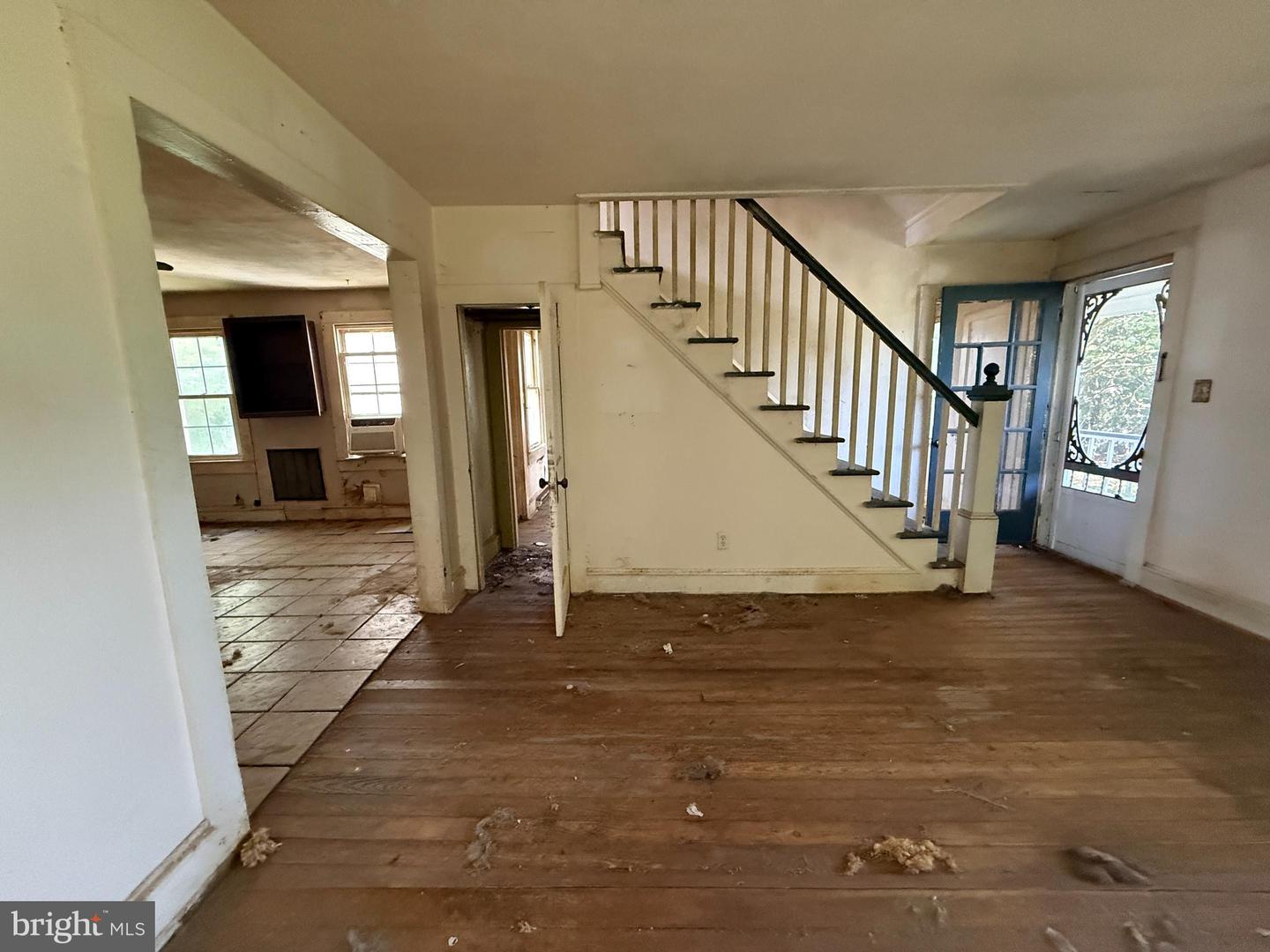 3642 Blue Bird Ln Property Photo 5