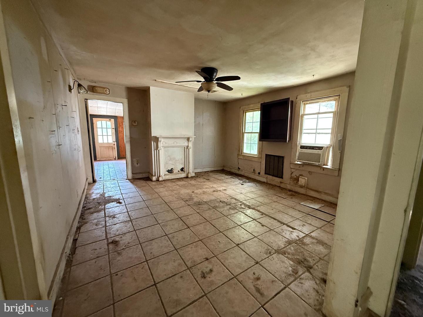 3642 Blue Bird Ln Property Photo 7