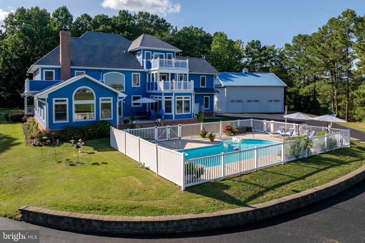 21365 East Ln Property Photo 16