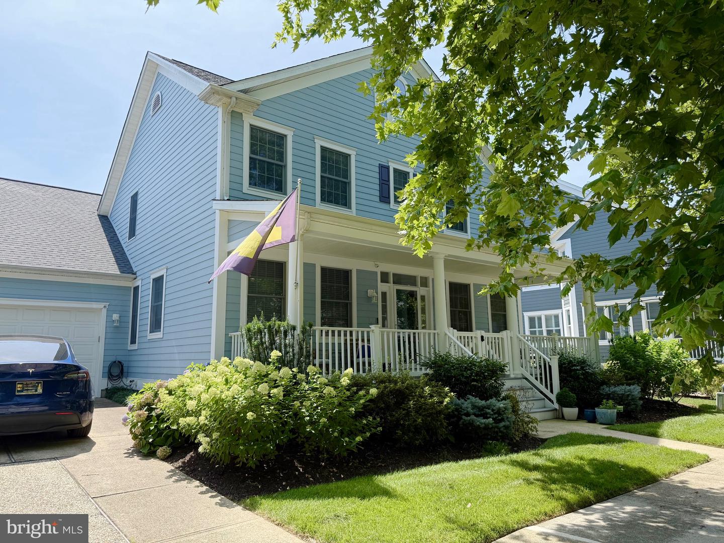 25 Sycamore St Property Photo 1