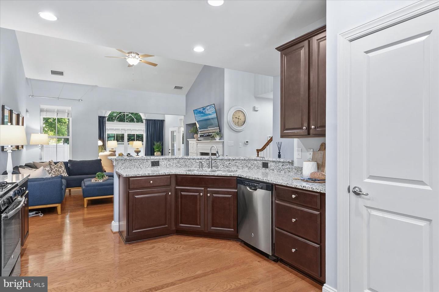 36822 W Pebble Beach Dr Property Photo 11