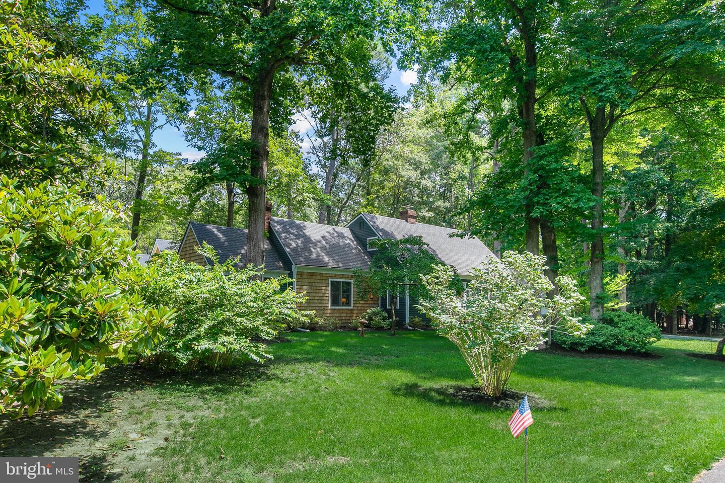 2 Mallard Dr Property Photo 4