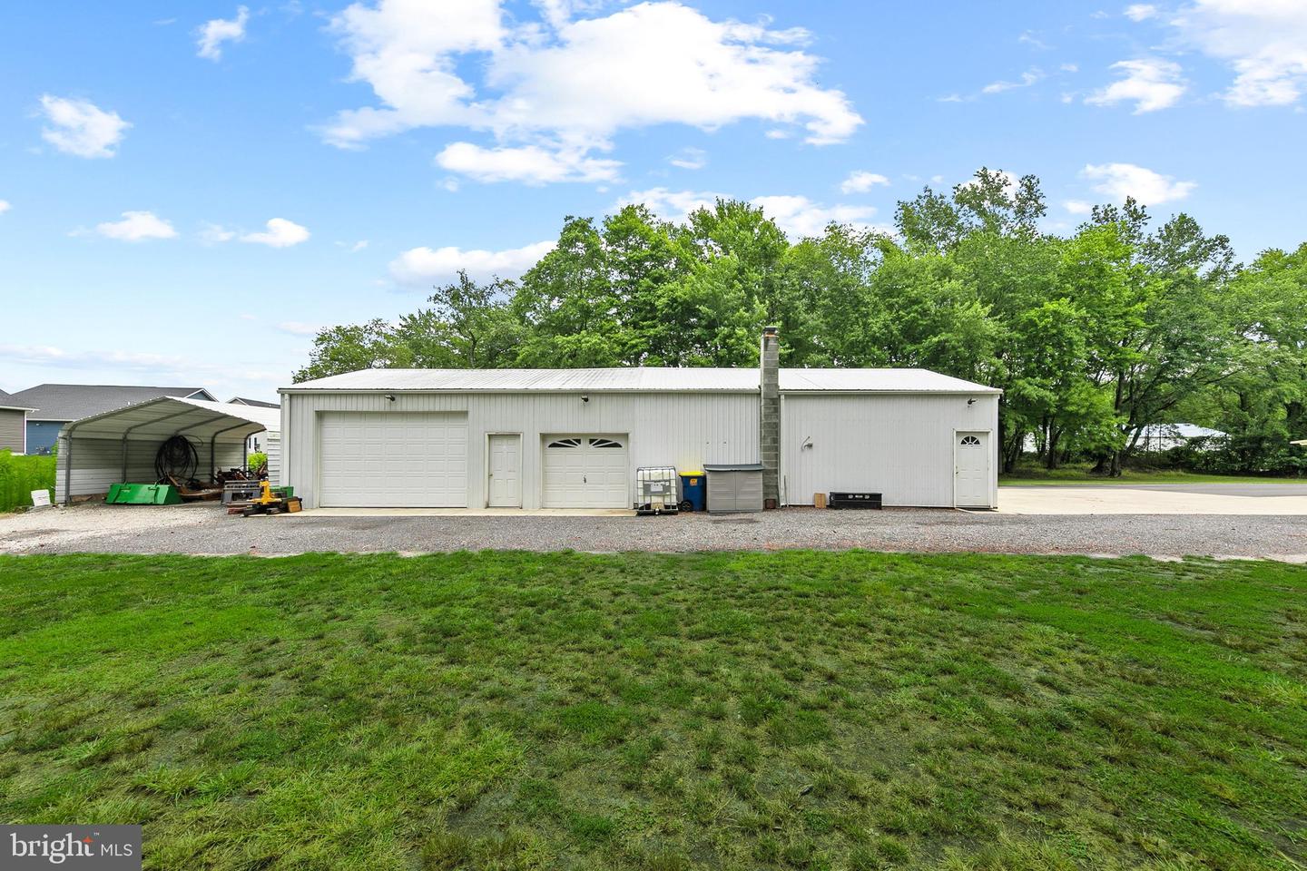 32271 Lynch Rd Property Photo 6