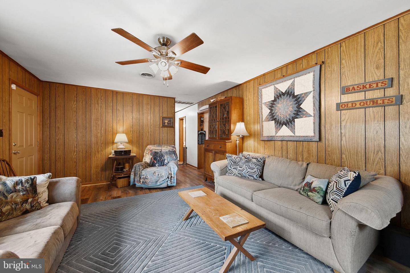 32271 Lynch Rd Property Photo 10