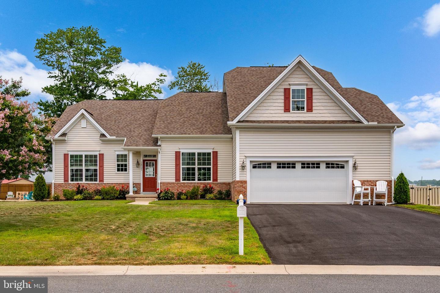 38523 Blue Hen Dr Property Photo 1