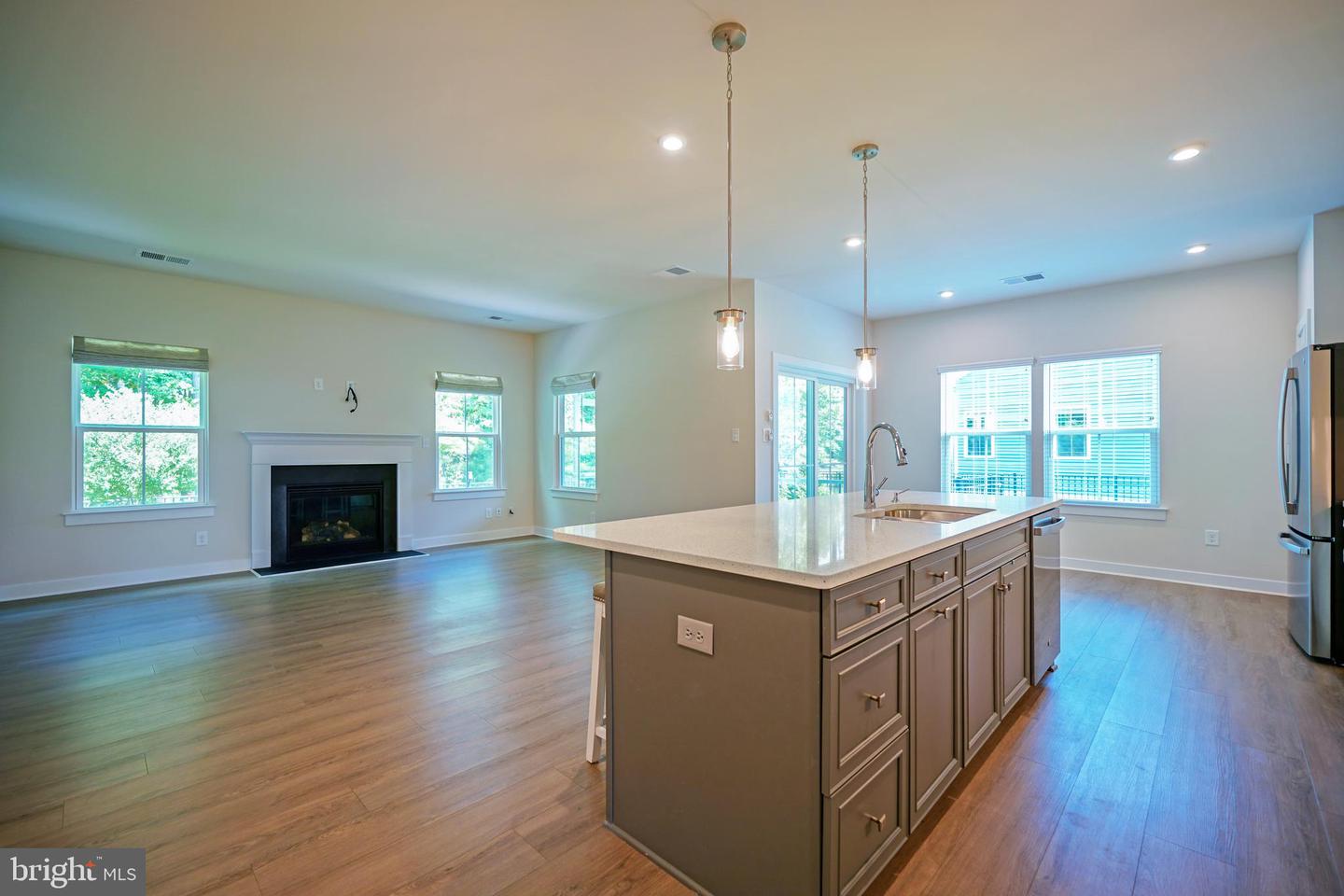 29394 Tree Swallow Dr Property Photo 6