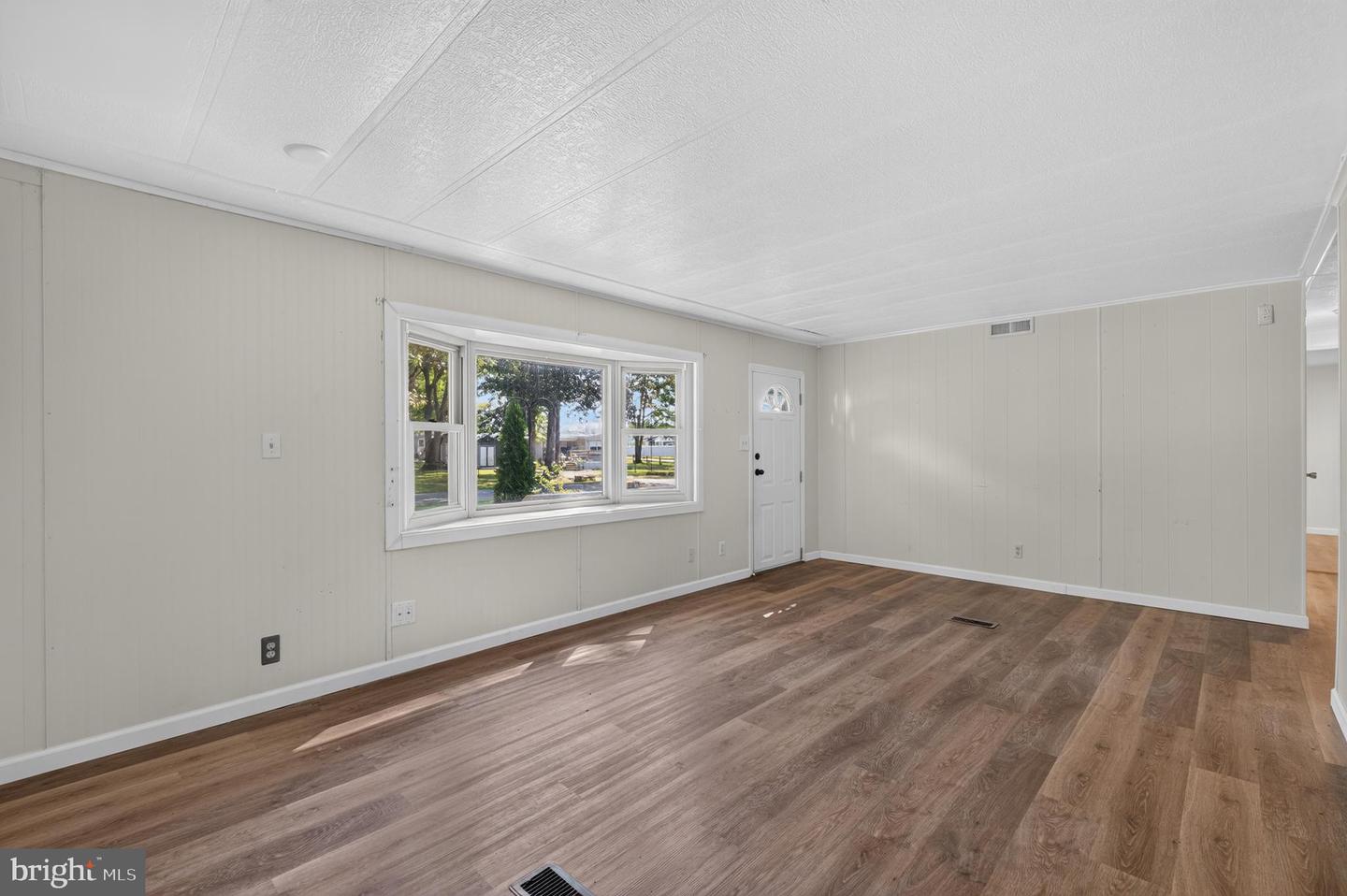 3 Patterson Dr Property Photo 6