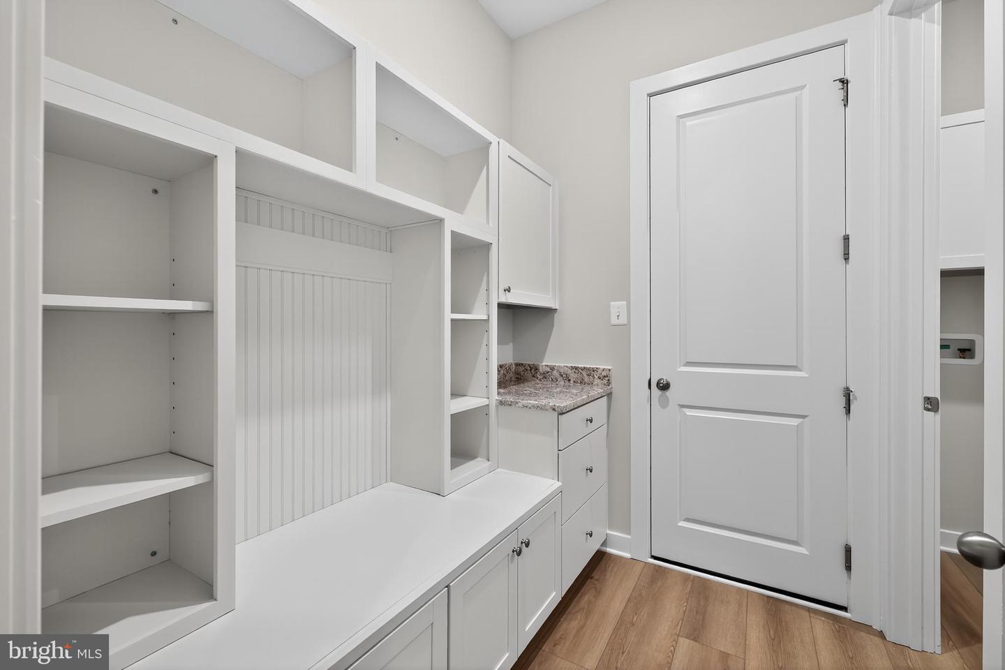 15507 Solomon Way Property Photo 2