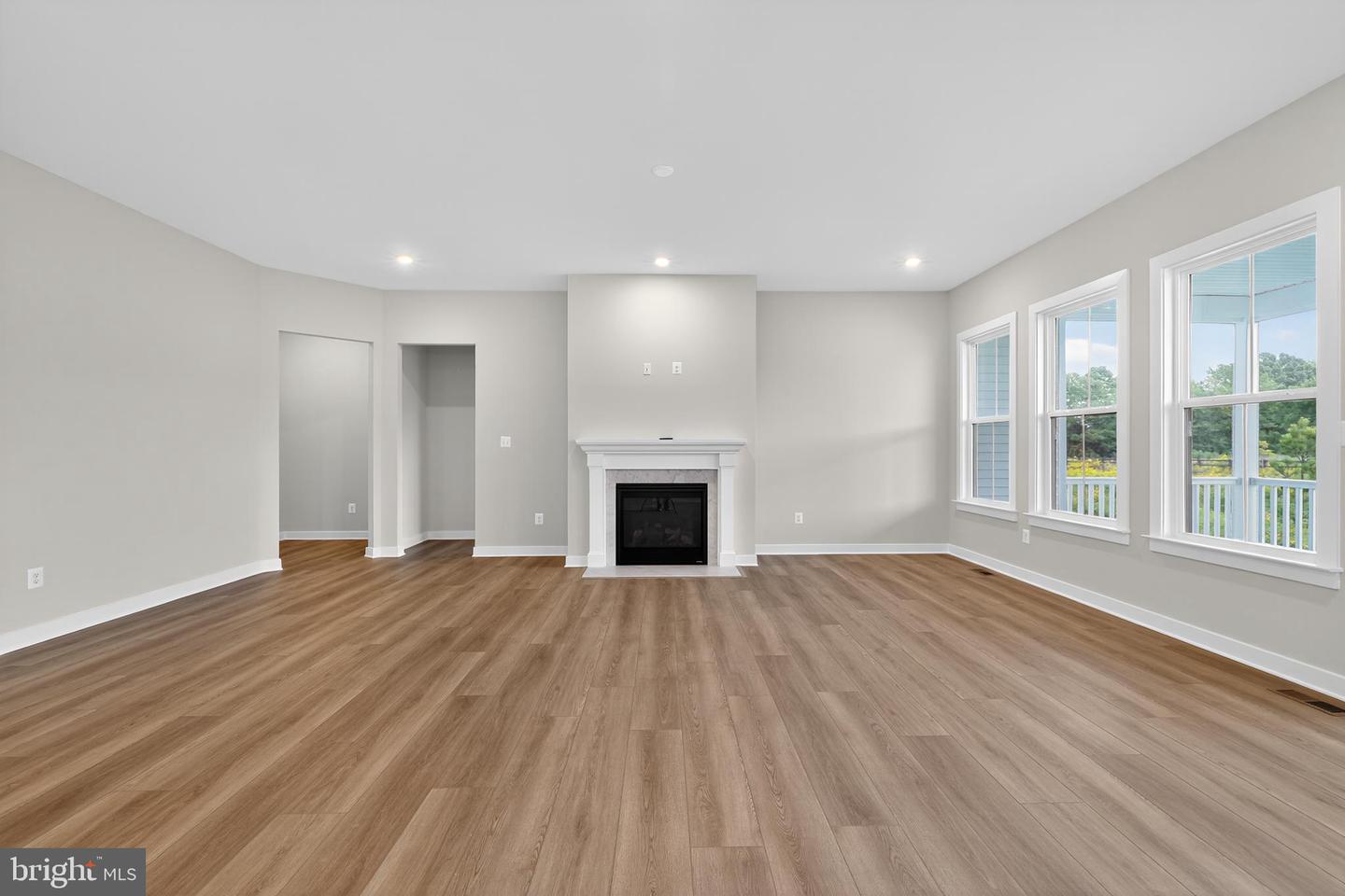 15507 Solomon Way Property Photo 12