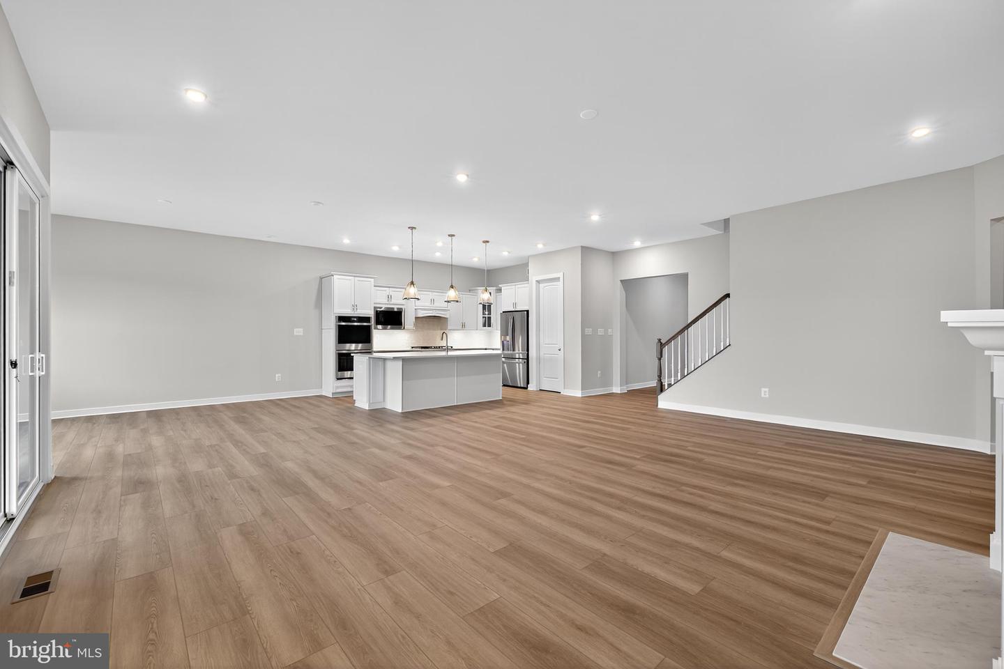 15507 Solomon Way Property Photo 13
