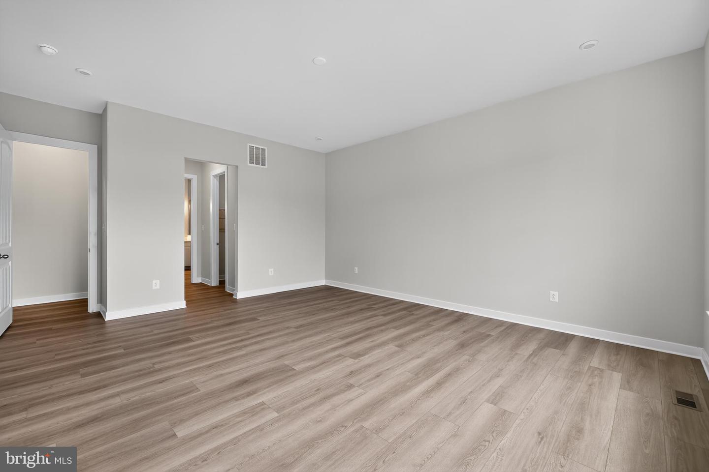15507 Solomon Way Property Photo 14