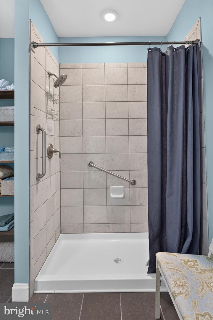16853 Lancaster Rd Property Photo 49