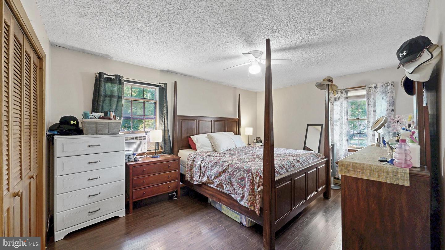 16384 Abbotts Pond Rd Property Photo 11