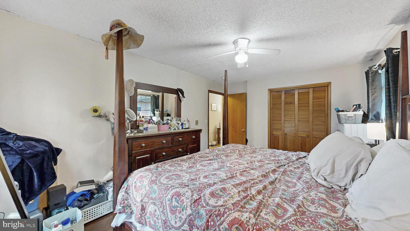 16384 Abbotts Pond Rd Property Photo 12