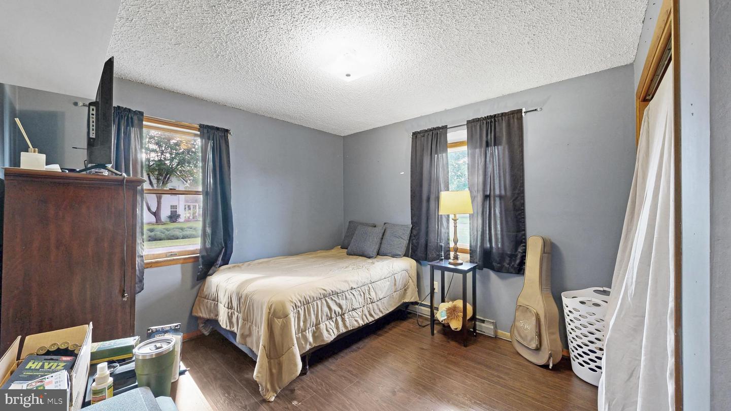 16384 Abbotts Pond Rd Property Photo 14