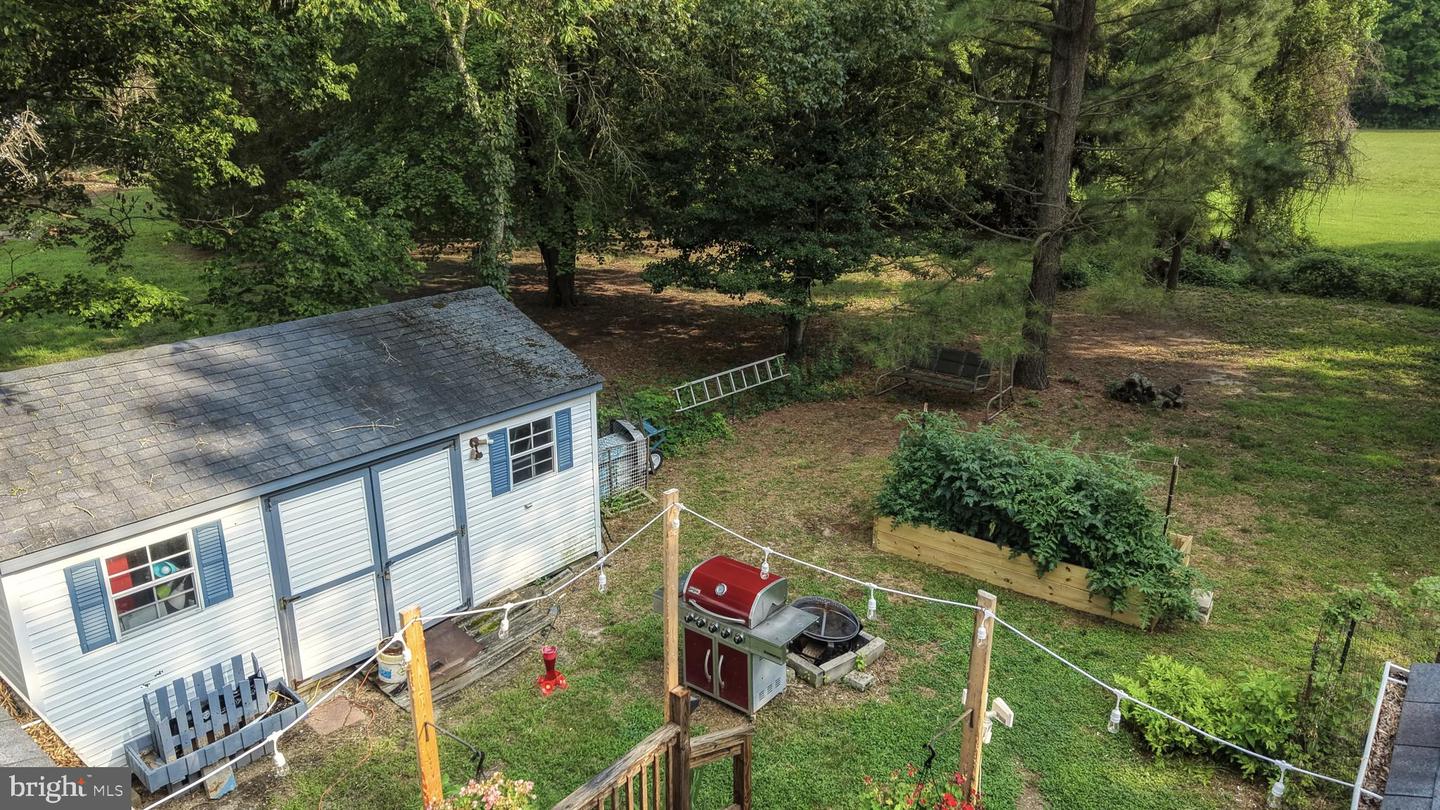 16384 Abbotts Pond Rd Property Photo 21