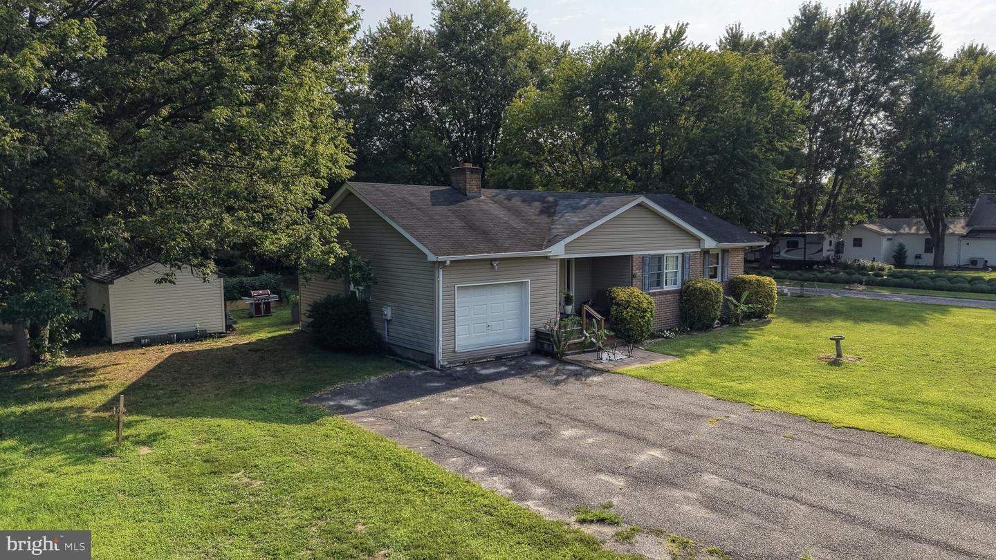 16384 Abbotts Pond Rd Property Photo 26