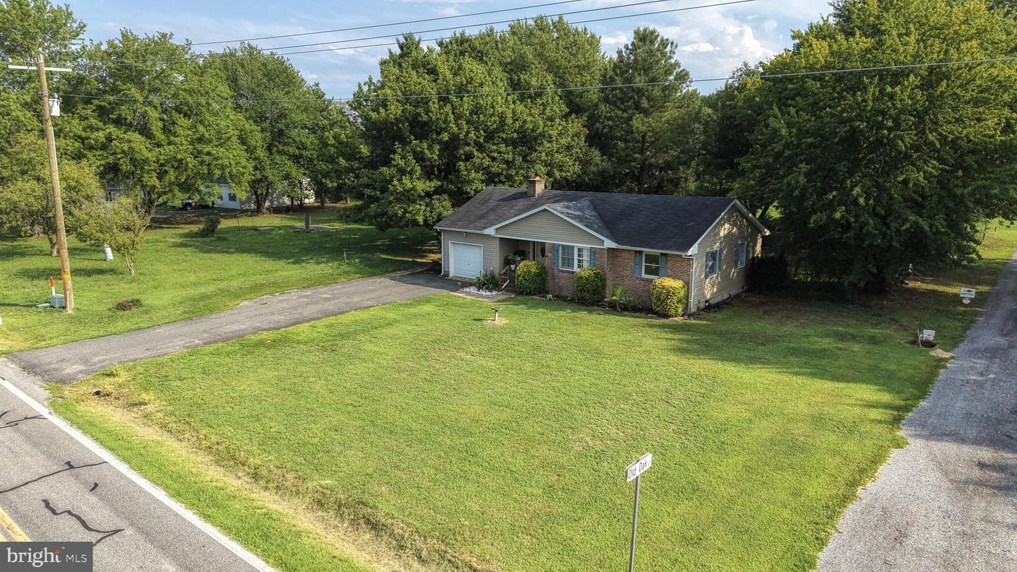 16384 Abbotts Pond Rd Property Photo 27
