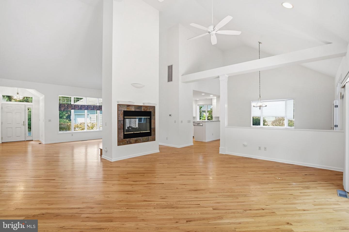 30761 Molly B Rd Property Photo 5