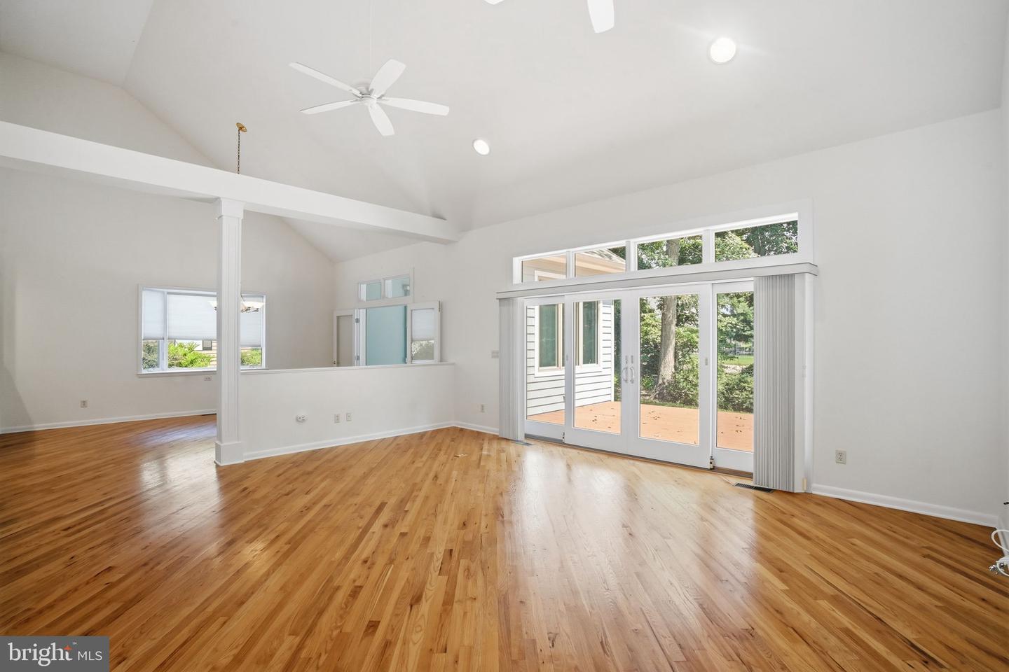30761 Molly B Rd Property Photo 7
