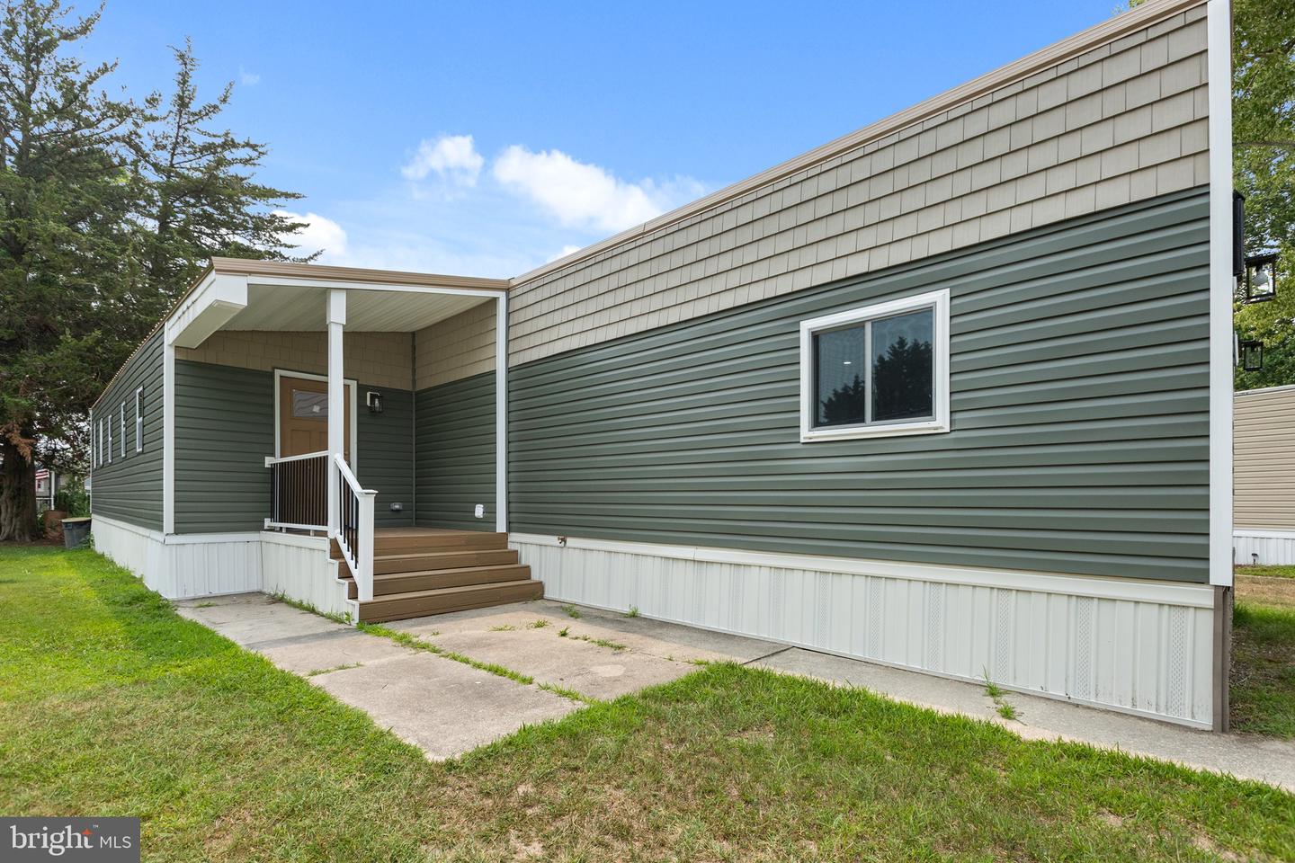 33308 Lighthouse Ct ##d-18 Property Photo 1