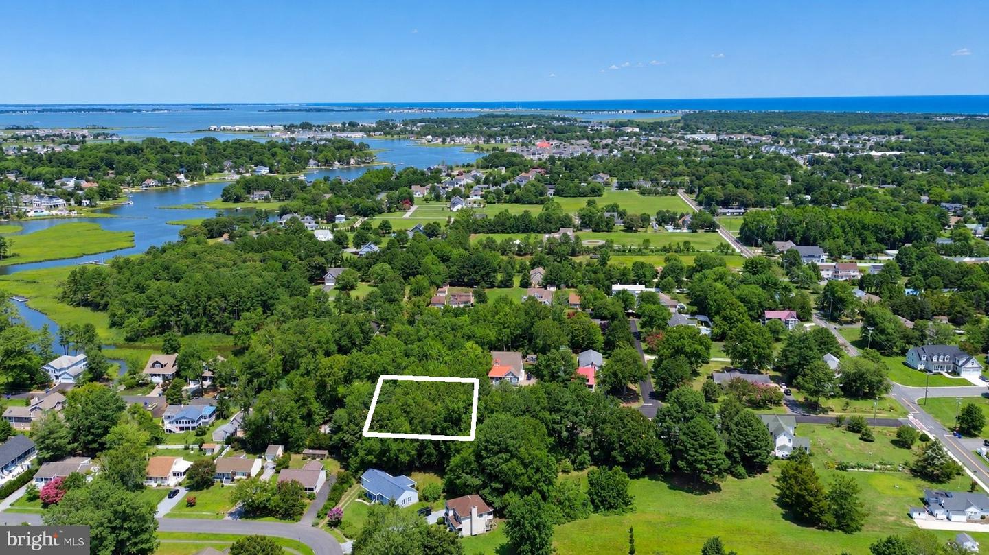 14 Hudson Ave Property Photo 1