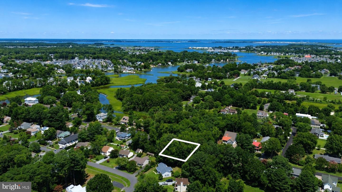 14 Hudson Ave Property Photo 2