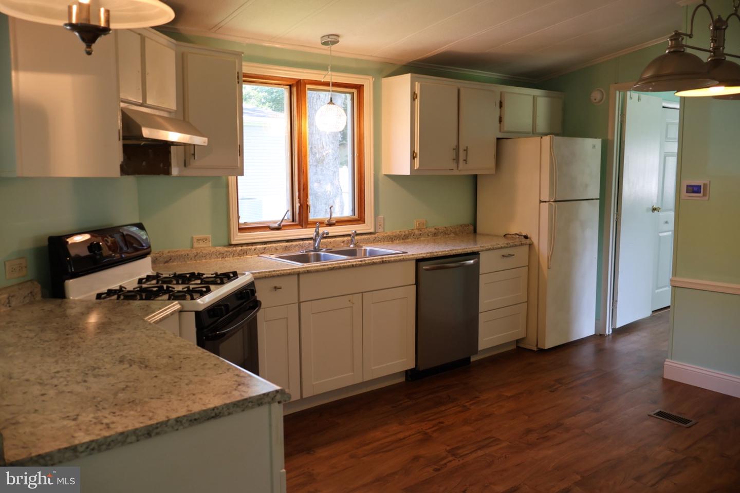 23357 Dill Ln #21117 Property Photo 10