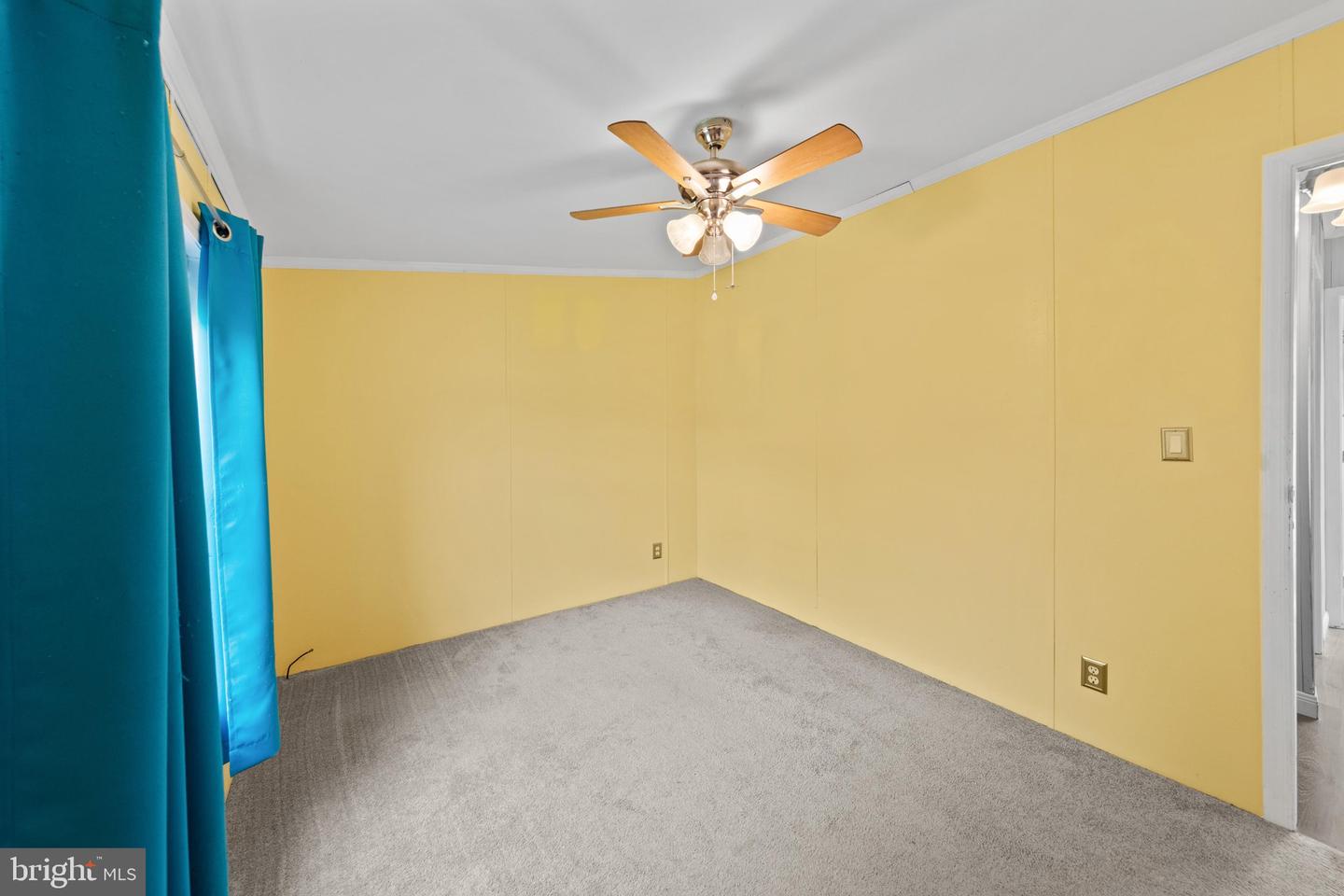 13 Devon Ln Property Photo 26