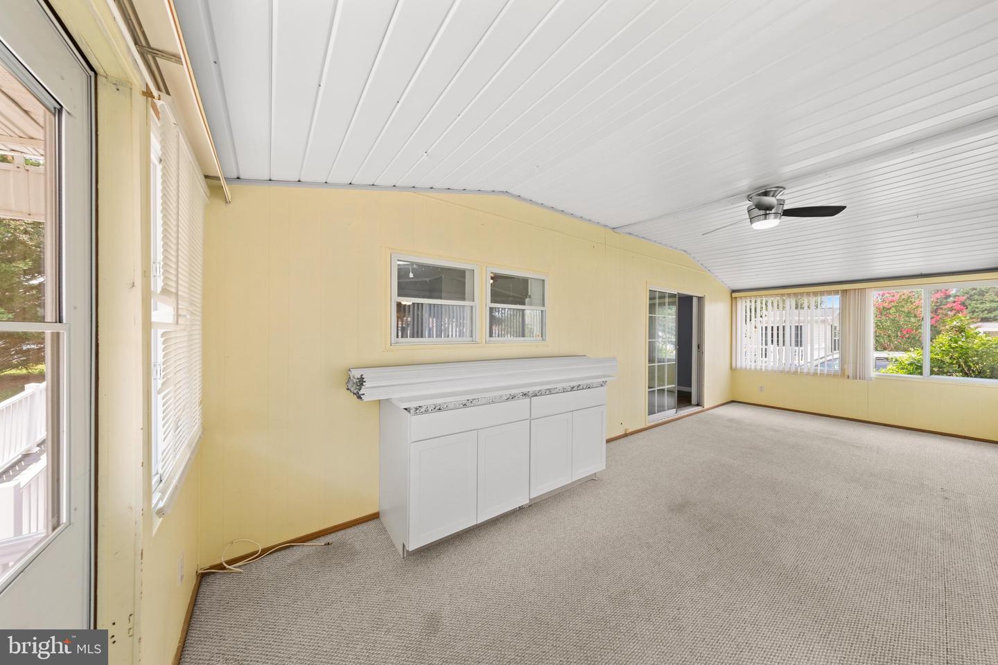 13 Devon Ln Property Photo 30