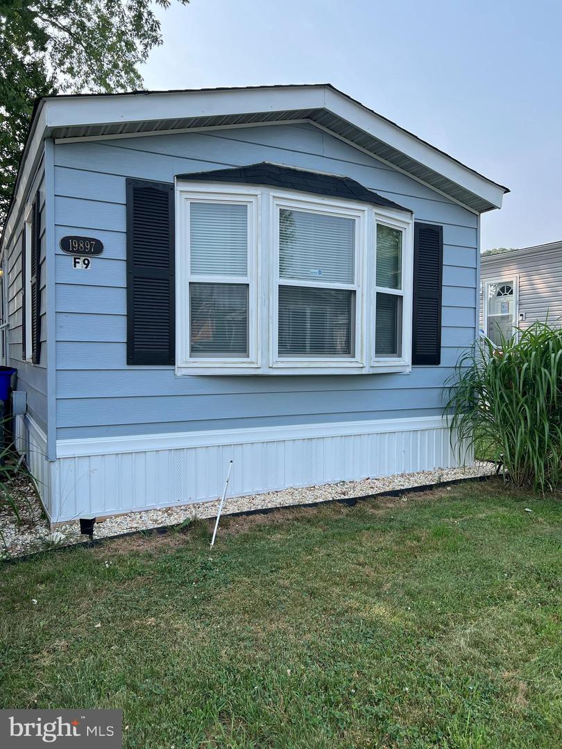 19897 Atlantic Ave #f9 Property Photo 6