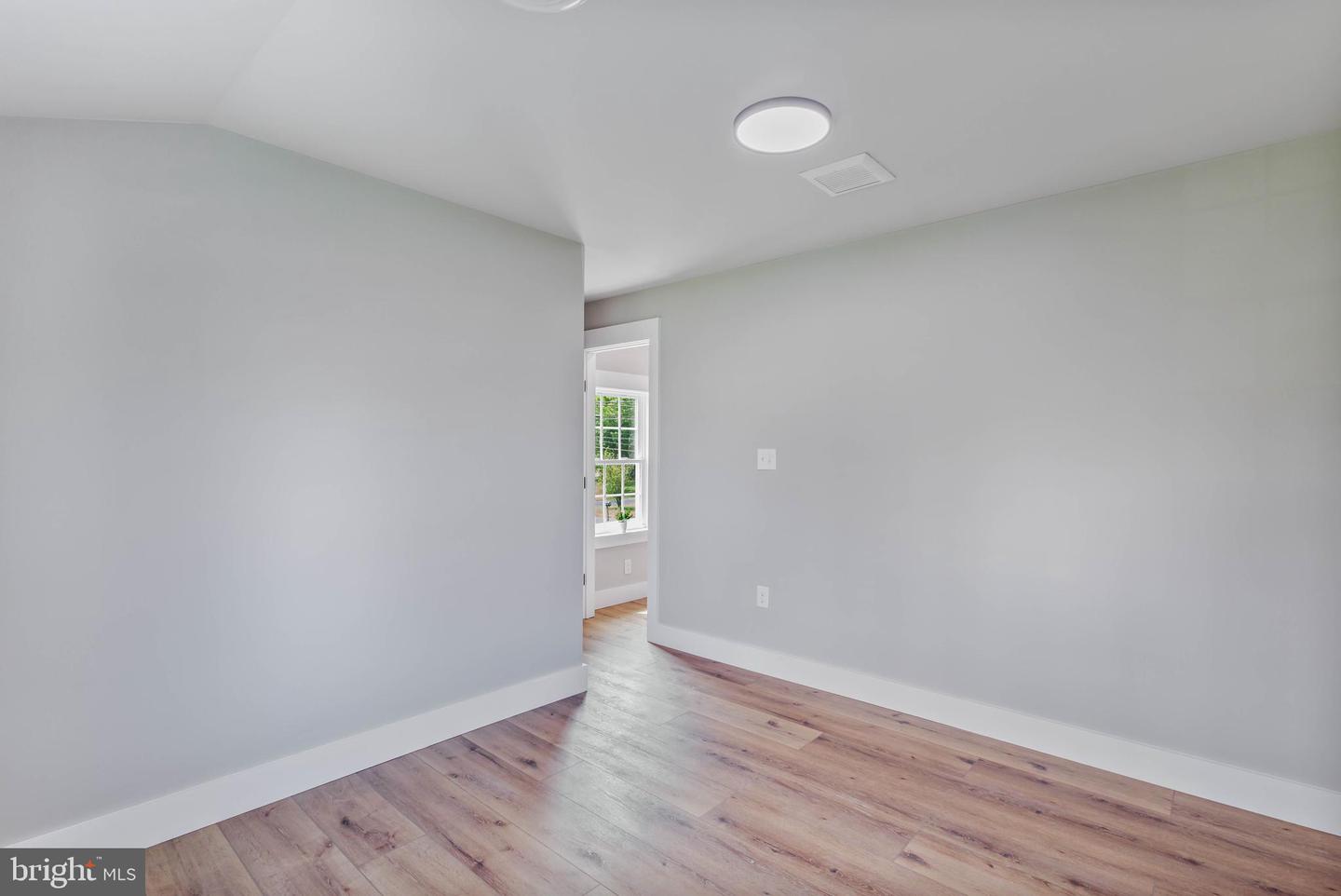 44 N Main St Property Photo 28