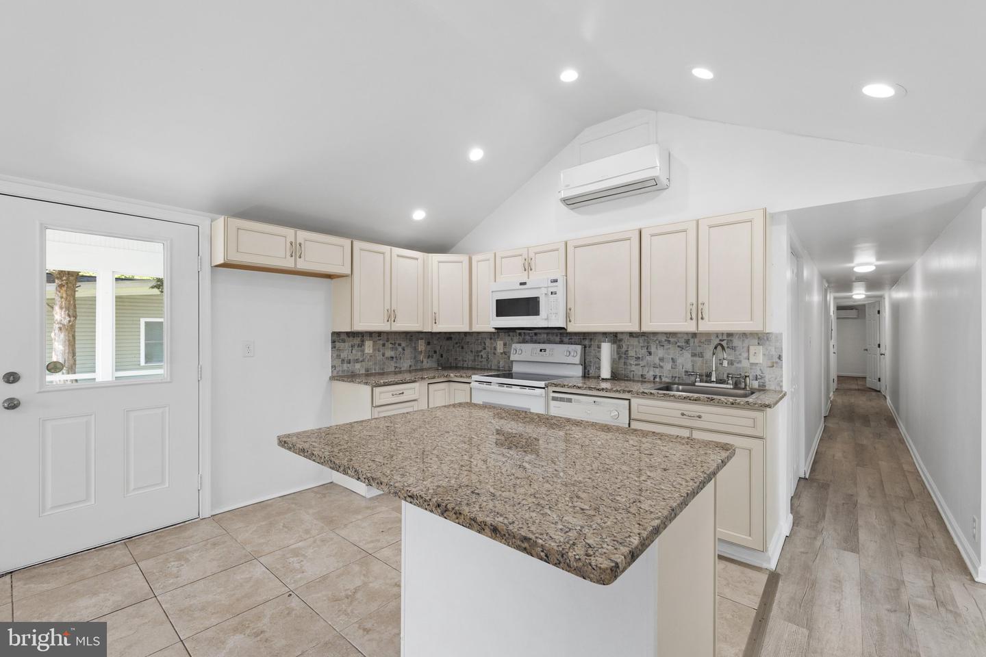 19592 Prince St #3428 Property Photo 2