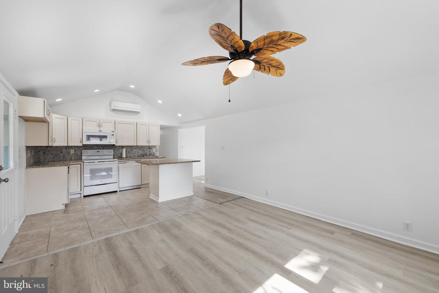 19592 Prince St #3428 Property Photo 6