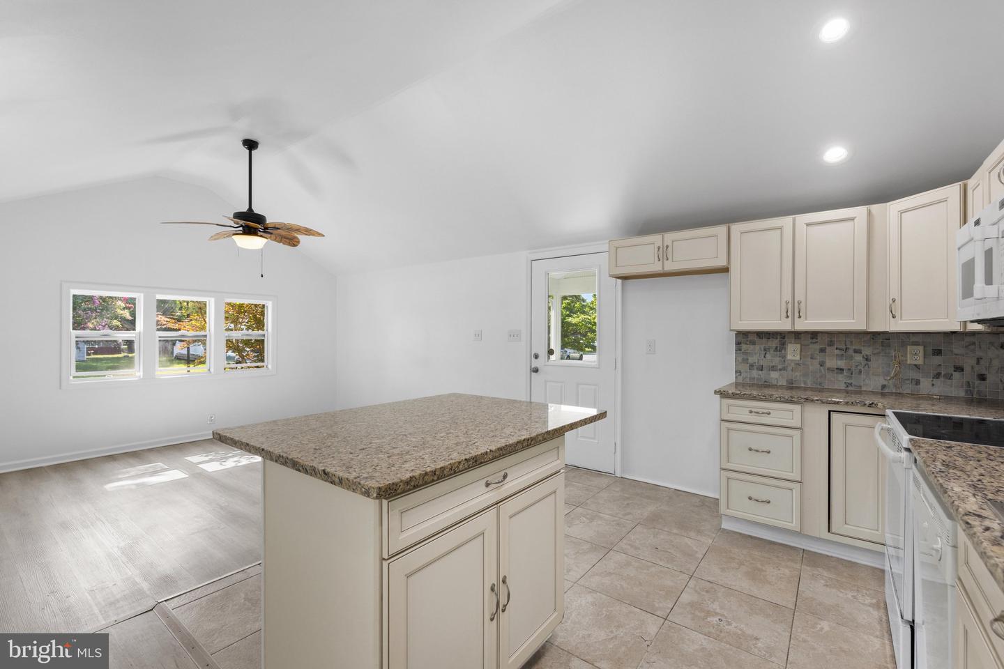 19592 Prince St #3428 Property Photo 11