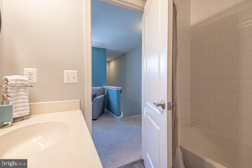 18713 Old Canal Ln Property Photo 41