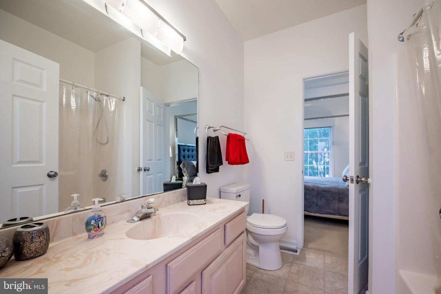 4100 Sandpiper Dr #4105 Property Photo 8