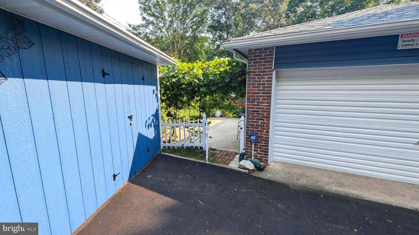 9630 Cedar Ln Property Photo 46