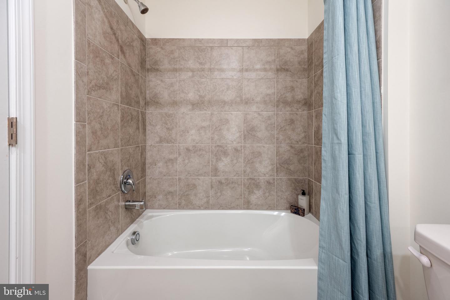 29665 Highbridge Way Property Photo 18