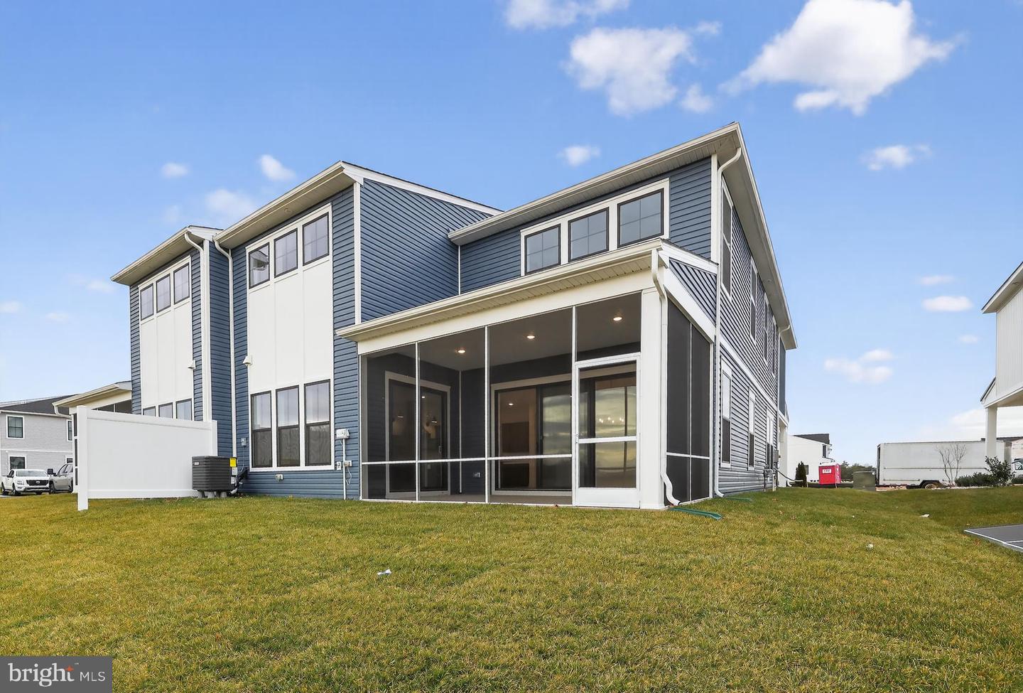 11733 Shrewsbury Ter Property Photo 17