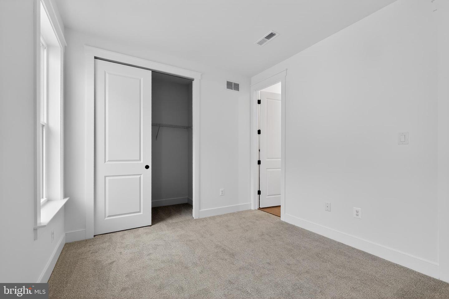 11733 Shrewsbury Ter Property Photo 25