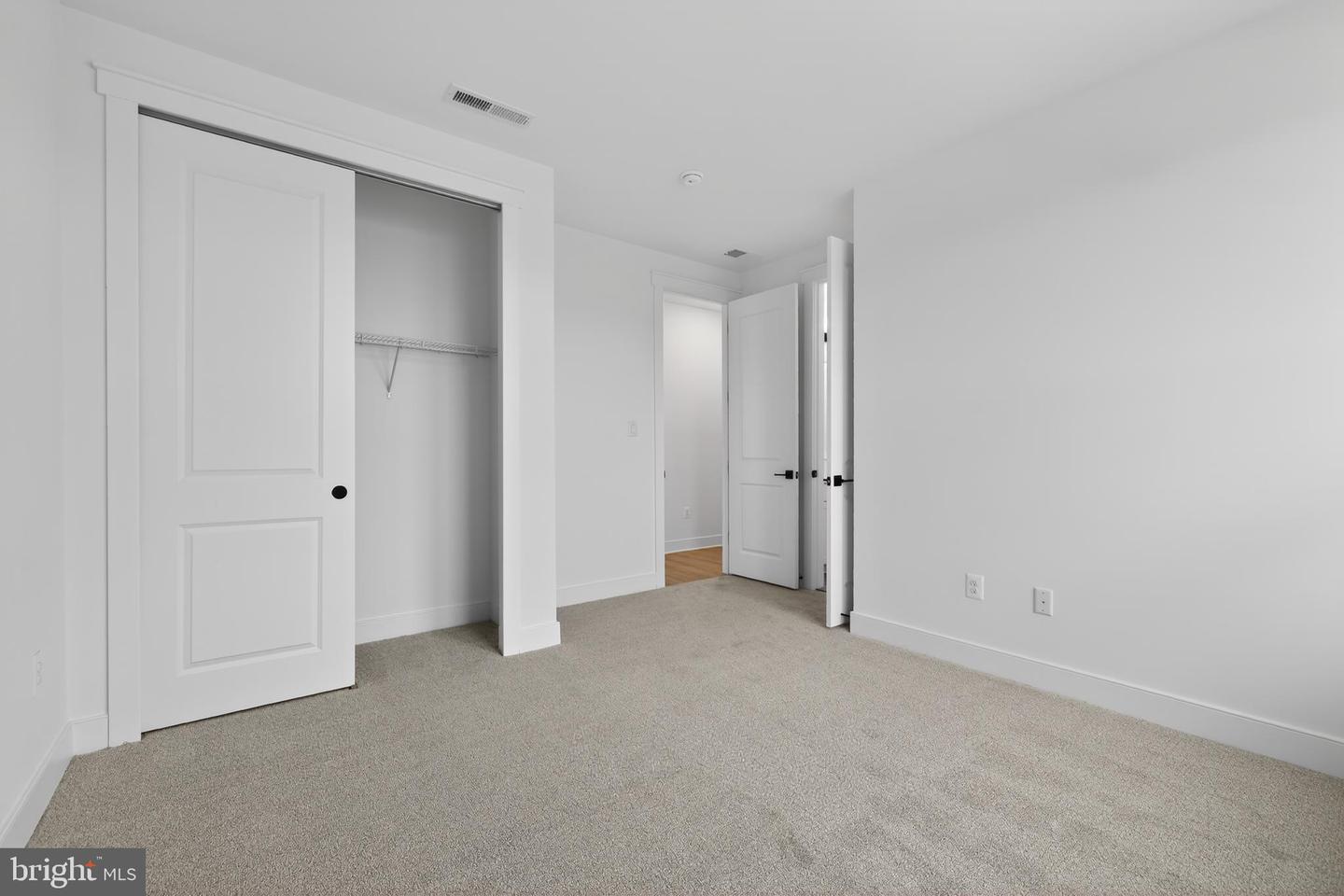 11733 Shrewsbury Ter Property Photo 29