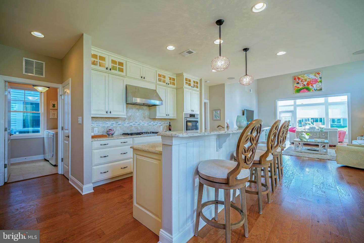 34608 Bessie Way Property Photo 4