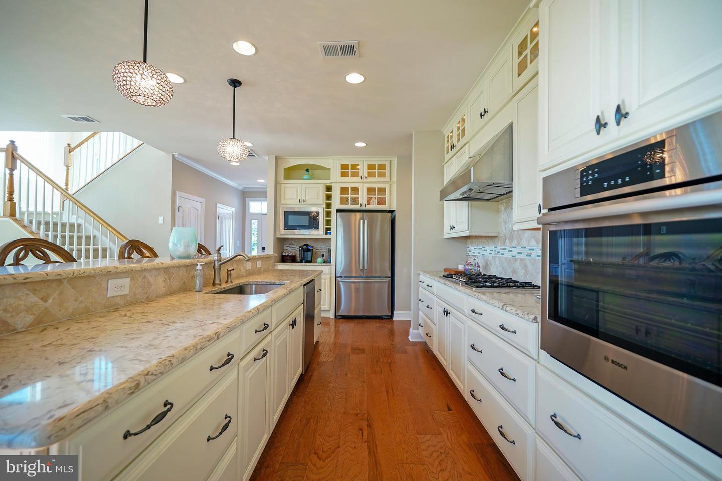 34608 Bessie Way Property Photo 9