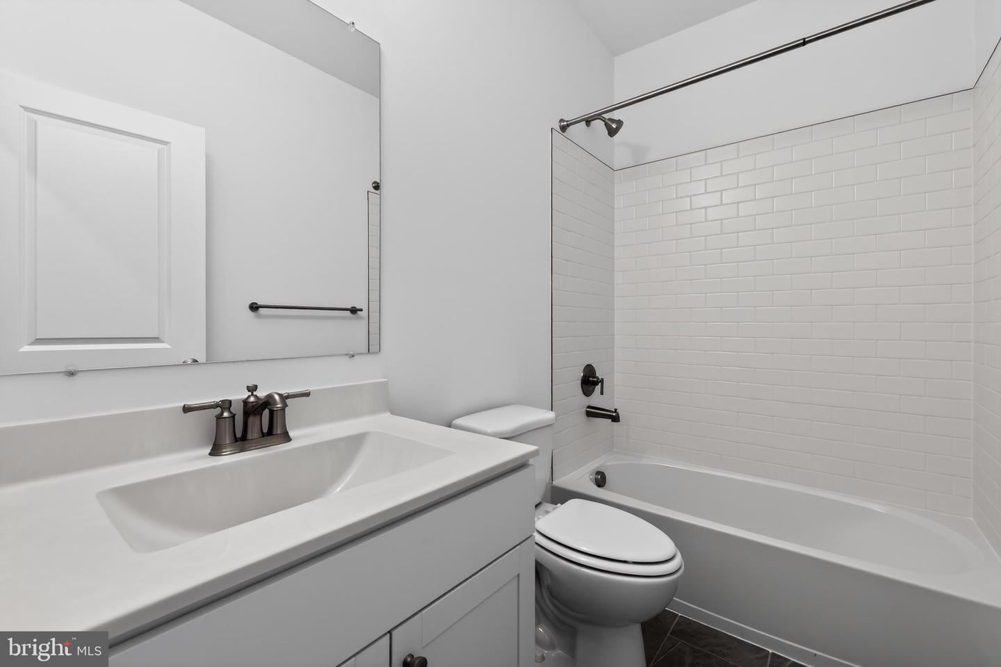 19176 Silver Beech Dr Property Photo 24