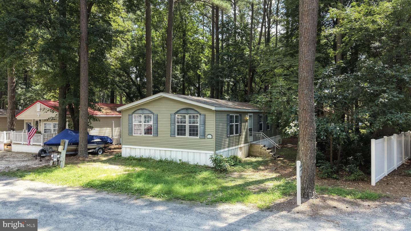 24575 White St Property Photo 1