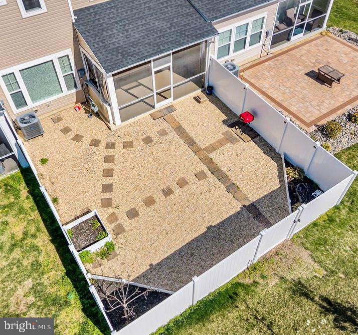 31321 Olney Way Property Photo 2