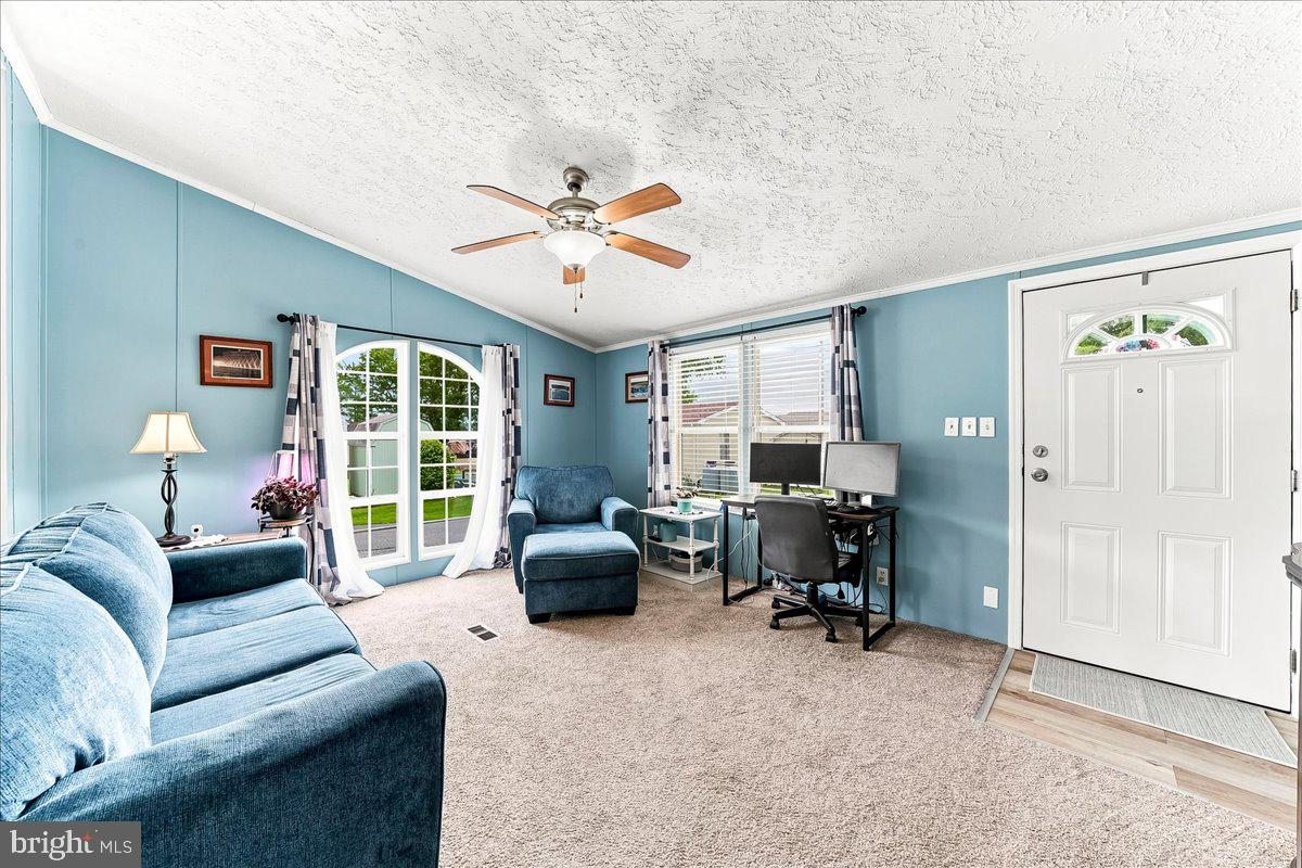 27361 Dinghy Rd Property Photo 5